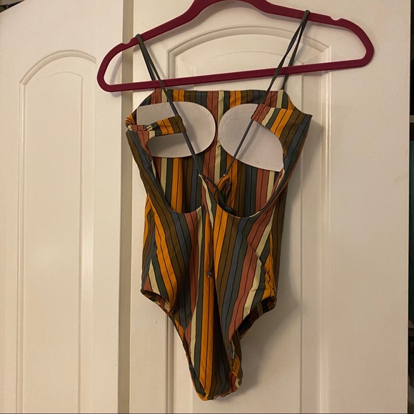 O’Neill Lora One Piece Swimsuit - Picture 5 of 8